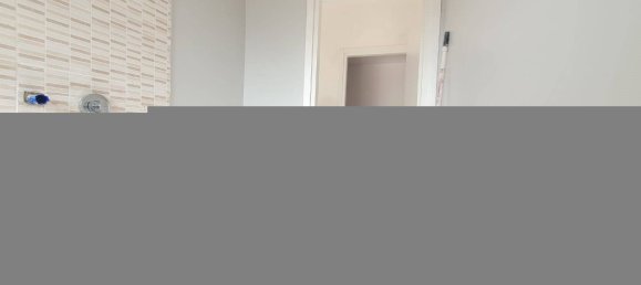 Apartamento de 2 dormitorios en Piacenza, Italy No. 31543 46