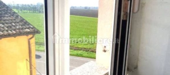 Apartamento de 2 dormitorios en Piacenza, Italy No. 31543 21