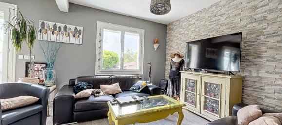 3 Schlafzimmer Haus in Saint-Jean-de-la-Ruelle, France, Nr. 58990 3