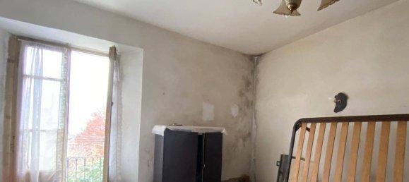 2 bedrooms Apartment in Orino, Italy No. 283020 8