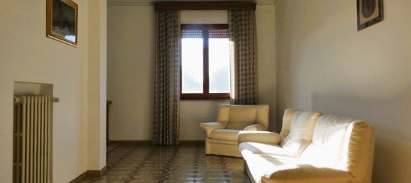 6 bedrooms Villa in Montelupo Fiorentino, Italy No. 291817 2