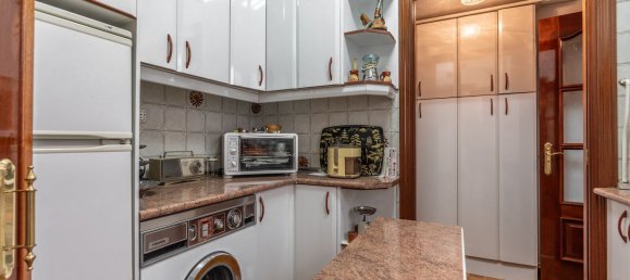 2 bedrooms Apartment in Madrid, Spain No. 133897 2