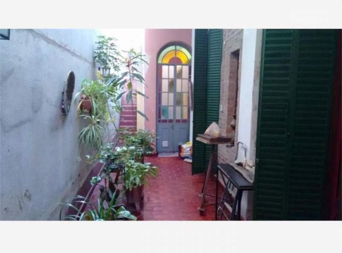 Studio in Buenos Aires, Argentina No. 69171