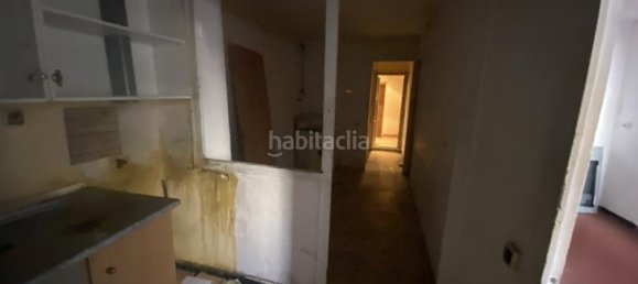 2 Schlafzimmer Wohnung in Berga, Spain, Nr. 70140 8
