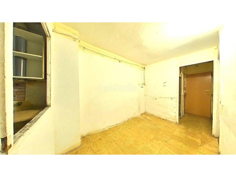 2 bedrooms Apartment in Berga, Spain No. 70140