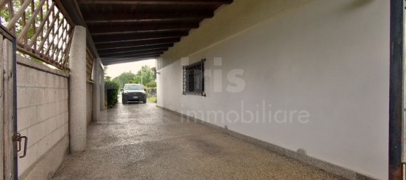 Casa de 8 dormitorios en Udine, Italy No. 331724 23