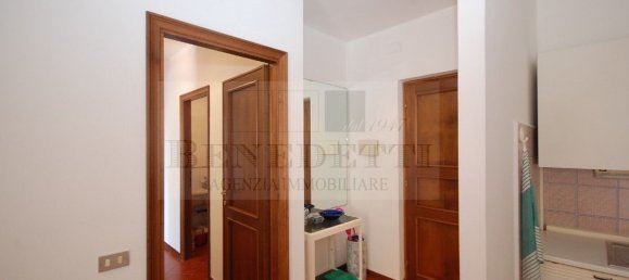 4 bedrooms Apartment in Pietrasanta, Italy No. 370813 8