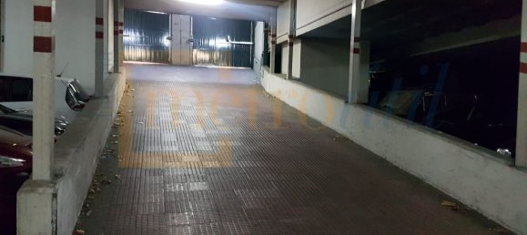  مرآب في Salamanca, Spain رقم 67118 2