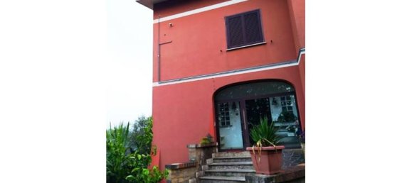 Здание с 5 спальнями в Паломбара Сабина, Италия № 253157 8