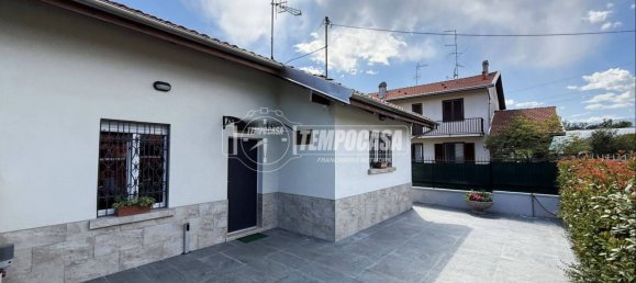3-Zimmer Haus in Cossato, Italy, Nr. 258564 11