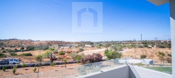 7 bedrooms Villa in Quarteira, Portugal No. 31947 11