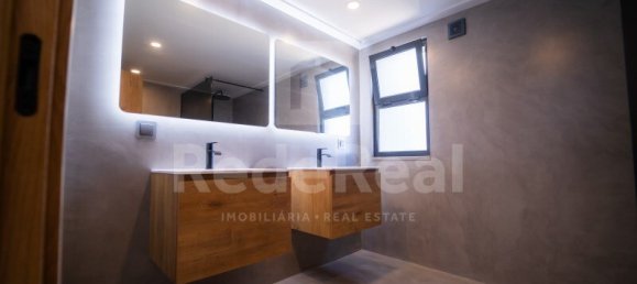 7 bedrooms Villa in Quarteira, Portugal No. 31947 20