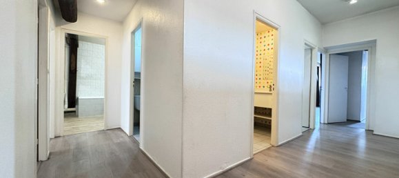 Apartamento de 4 dormitorios en Luneville, France No. 64673 4
