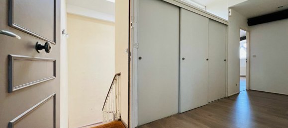 Apartamento de 4 dormitorios en Luneville, France No. 64673 11