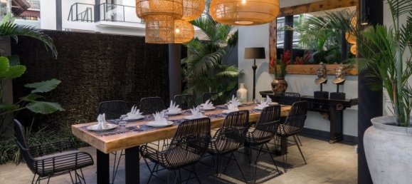 5 bedrooms Villa in Canggu, Indonesia No. 2982 4