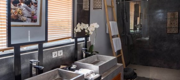 5 bedrooms Villa in Canggu, Indonesia No. 2982 28