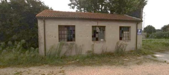 140m² Commercial property in Masi, Italy No. 218043 12