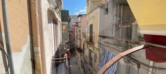 3-salle Appartement à Barletta, Italy No. 22215 4