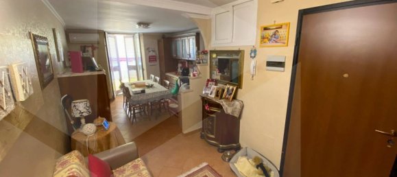 3-salle Appartement à Barletta, Italy No. 22215 2