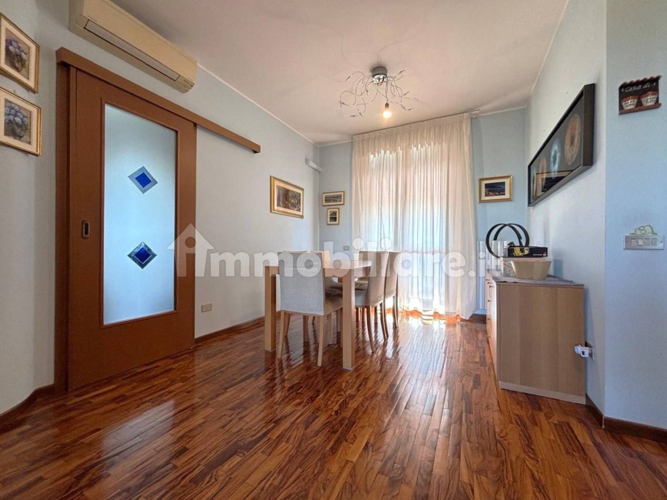 Apartamento de 3 dormitorios en Desio, Italy No. 324827