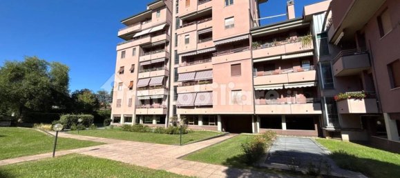 Apartamento de 3 dormitorios en Desio, Italy No. 324827 4