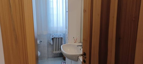 3 rooms Apartment in Figline e Incisa Valdarno, Italy No. 165991 8