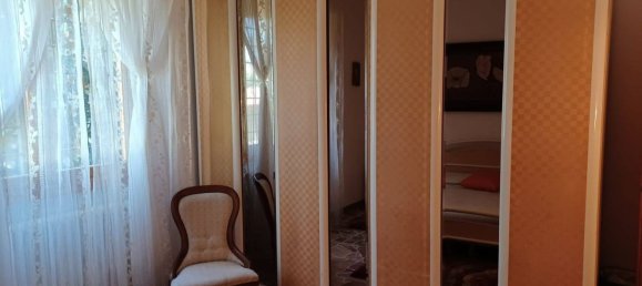 3 rooms Apartment in Figline e Incisa Valdarno, Italy No. 165991 10