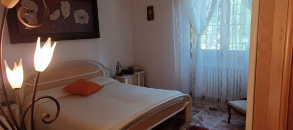 3 rooms Apartment in Figline e Incisa Valdarno, Italy No. 165991 13