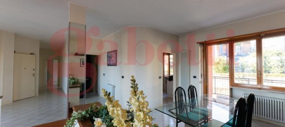 5 rooms Apartment in Settimo Torinese, Italy No. 178698 8