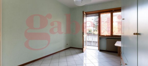 5 rooms Apartment in Settimo Torinese, Italy No. 178698 22