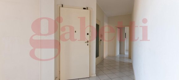5 rooms Apartment in Settimo Torinese, Italy No. 178698 15