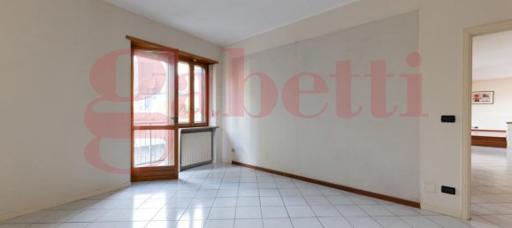 5 rooms Apartment in Settimo Torinese, Italy No. 178698 18