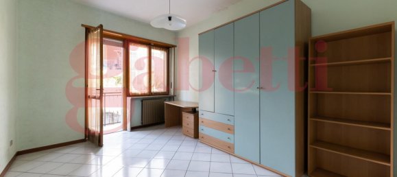 5 rooms Apartment in Settimo Torinese, Italy No. 178698 21