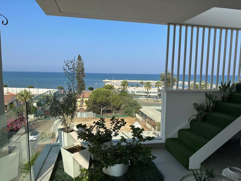 3 bedrooms Apartment for sale in Larnaca, Larnaka, Cyprus № 9531