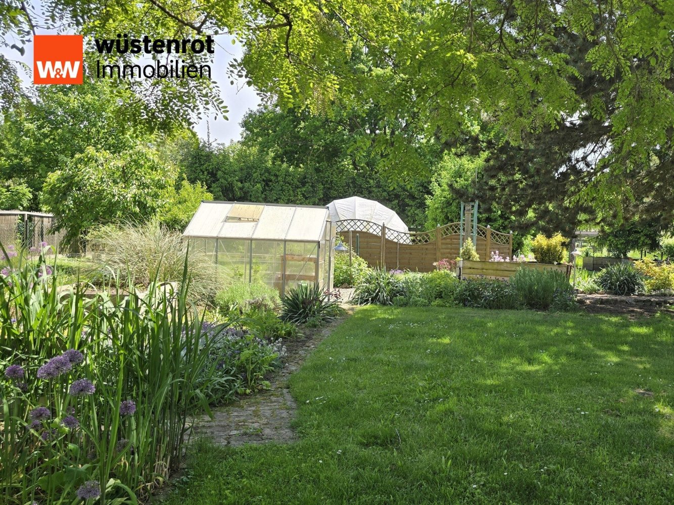  Land in Saalekreis, Germany No. 241444