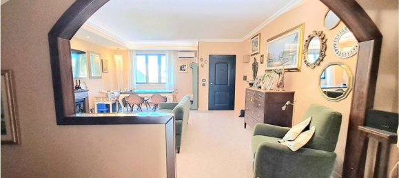 8 غرف نوم منزل في Surbo, Italy رقم 339210 8