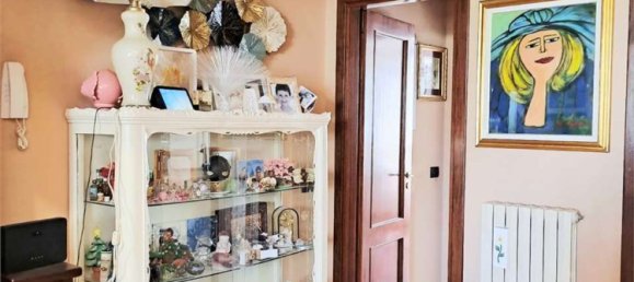 8 غرف نوم منزل في Surbo, Italy رقم 339210 10