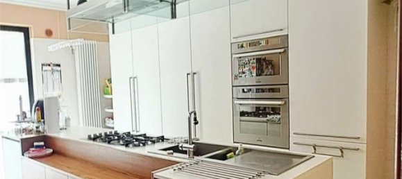 8 غرف نوم منزل في Surbo, Italy رقم 339210 18