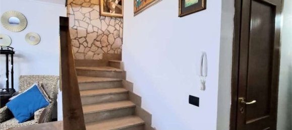 8 غرف نوم منزل في Surbo, Italy رقم 339210 45