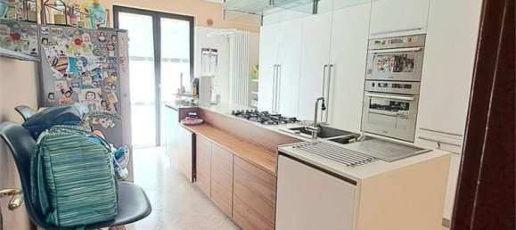 8 غرف نوم منزل في Surbo, Italy رقم 339210 3