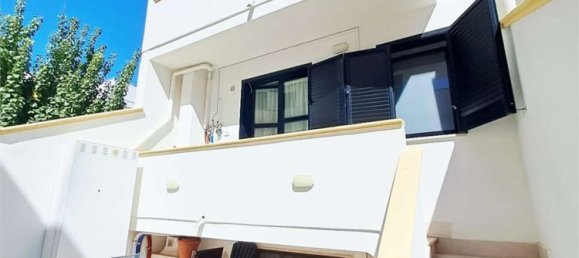 8 غرف نوم منزل في Surbo, Italy رقم 339210 2