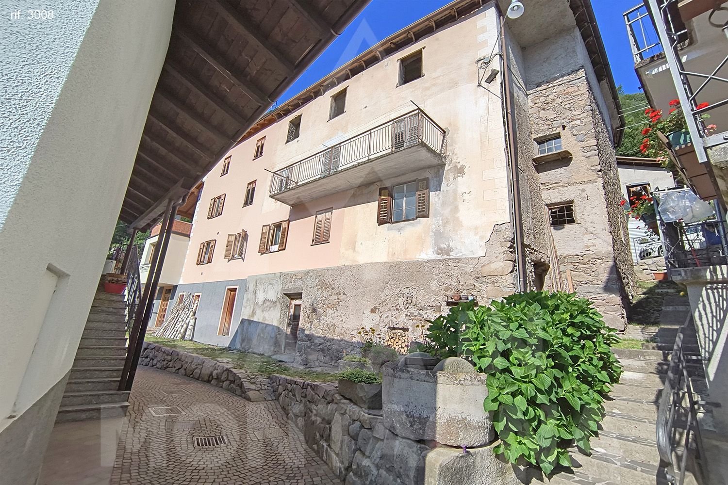 Casa de 6 habitaciónes en Segonzano, Italy No. 201969
