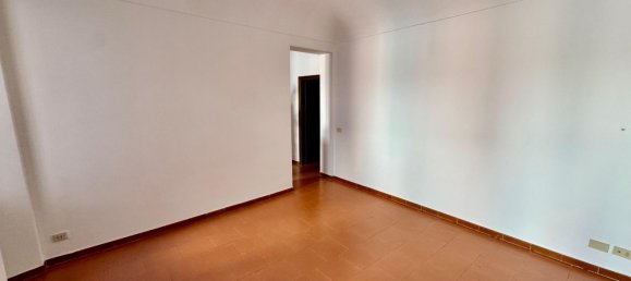 3-salle Appartement à Piacenza, Italy No. 263246 6