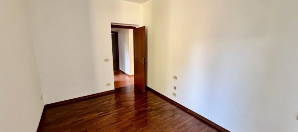 3-salle Appartement à Piacenza, Italy No. 263246 18