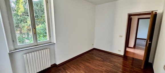 3-salle Appartement à Piacenza, Italy No. 263246 19