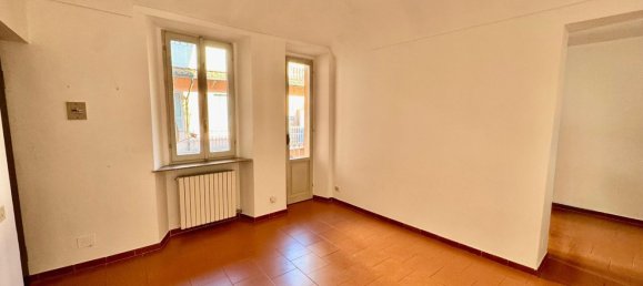 3-salle Appartement à Piacenza, Italy No. 263246 2