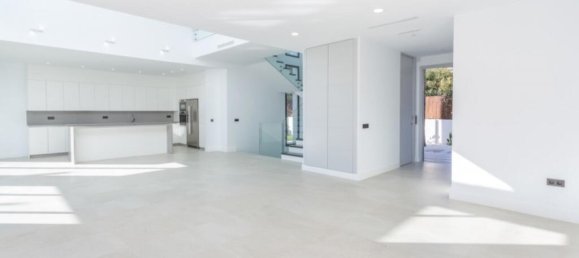 5 غرف نوم فيلا في Marbella, Spain رقم 22250 23