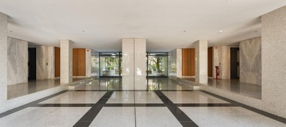 4 bedrooms Apartment in Porto, Portugal No. 123629 9