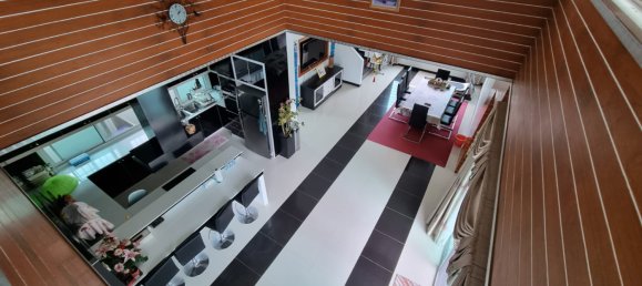 5 bedrooms Villa in Pattaya, Thailand No. 11155 11