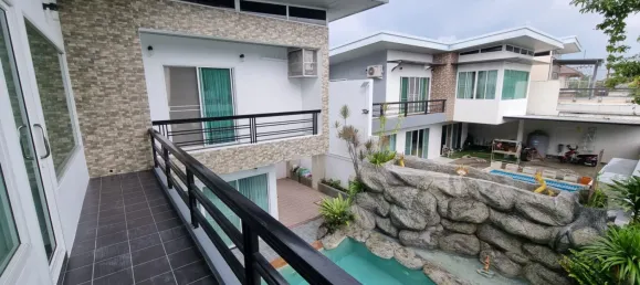 5 chambres Maison à Pattaya, Thailand No. 11155 18